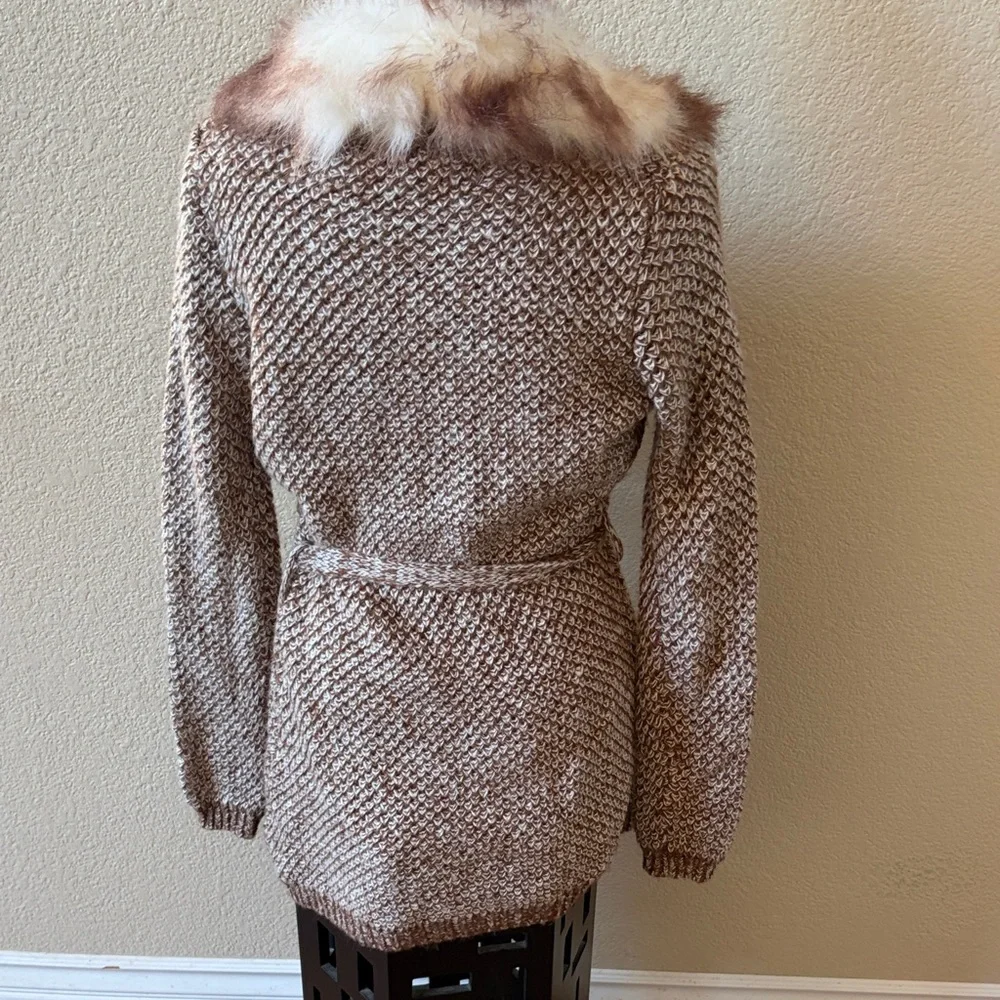 Oona & Maud Brown Wrap Cardigan Sweater Removable Faux Fur Collar Size S
